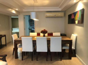 Apartamento confortável quadra mar